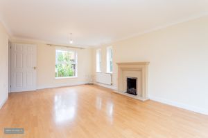 Sitting Room- click for photo gallery